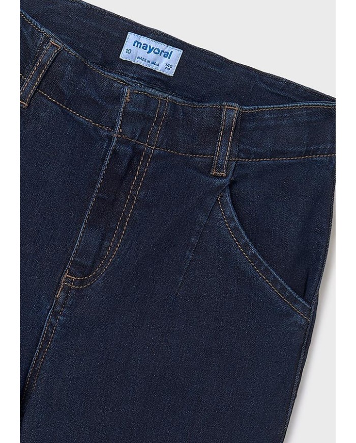 Bernumode | Mayoral: Широкие джинсы на девочку 27,19 € Брюки-клёш для девочки, широкие внизу. Регулируемая эластичная резинка с пуговицами внутри пояса для лучшей посадки. Удобная и универсальная джинсовая ткань для повседневных образов. Функциональные передние карманы. Функциональные задние карманы.