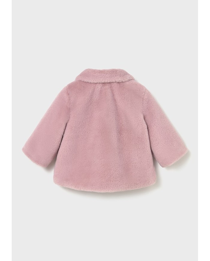 Bernumode | Mayoral: Fur coat for girl €39.26 Made with recycled polyester. Long-sleeve coat for babies. Snap-button closure at the front. Functional front pockets. Bernumode | Mayoral: Fur coat for girl €39.26 Made with recycled polyester. Long-sleeve coat for babies. Snap-button closure at the front. Functional front pockets.