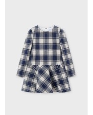 Bernumode | Mayoral: Knit dress for girl €41.74 Girls’ dress with puff sleeves and round neckline. The fitted waistline and invisible back zip provide comfort and elegance. Made from a mix of fabrics for a unique style, it features decorative faux front pockets and metallic appliqués. The checkered pattern gives it a modern and chic look.