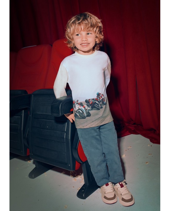 Bernumode | Mayoral: L/s t-shirt for boy €13.64 Long-sleeve T-shirt for boys made of 100% cotton. Features a stylish print, soft fabric, and comfortable fit. Perfect for everyday wear. Bernumode | Mayoral: L/s t-shirt for boy €13.64 Long-sleeve T-shirt for boys made of 100% cotton. Features a stylish print, soft fabric, and comfortable fit. Perfect for everyday wear.