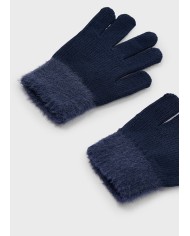 Bernumode | Mayoral: Перчатки на девочку 7,36 € 
Пара перчаток для девочки, идеально подходящих для защиты рук в холодные дни. Изготовлены из мягкой и приятной на ощупь трикотажной ткани. Украшены декоративными элементами — стильными заклёпками.
