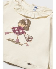 Bernumode | Mayoral: L/s shirt dress €14.46 Long-sleeved T-shirt for baby with elastic cuffs. Round neckline with a delicate ruffle detail. Hidden snap button closure makes dressing easier. Decorated with a playful doll print.
By choosing our cotton products, you are supporting the Better Cotton initiative. Better Cotton is sourced via a mass balance system and cannot be physically traced to the final product, but cotton farmers benefit from the demand for Better Cotton in equivalent volumes.
