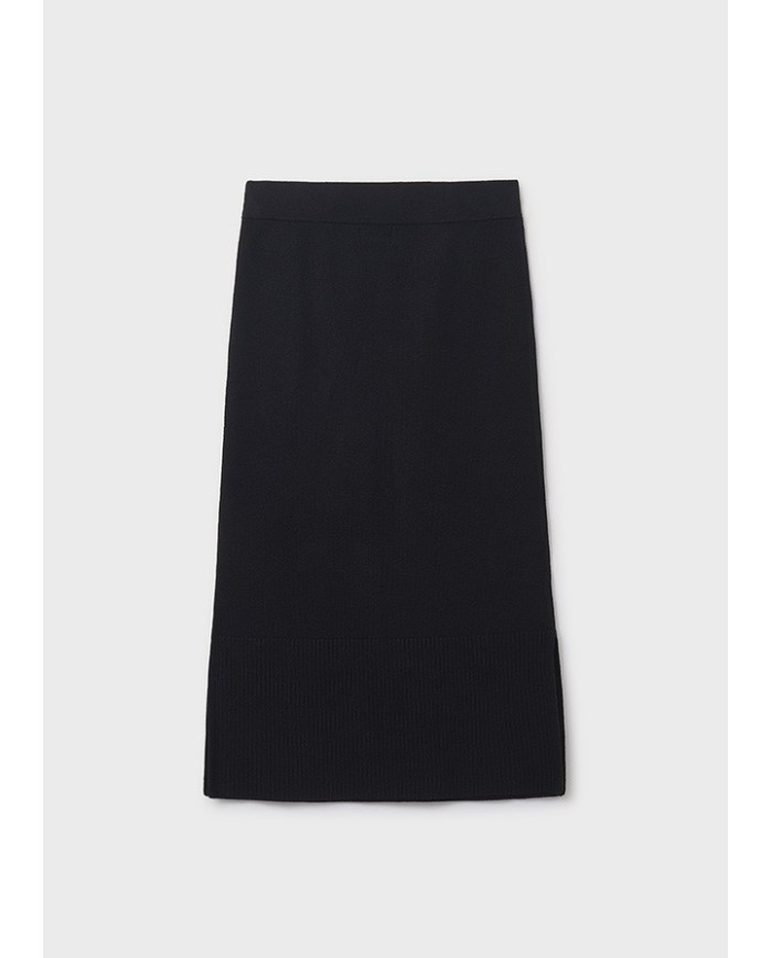 Bernumode | Mayoral: Трикотажная миди-юбка для девочки 23,88 € Детская юбка из коллекции Mayoral.Прямая модель из гладкого эластичного трикотажа.
Простой фасон, не сковывающий движений.
Тонкий, эластичный трикотаж.
Эластичный пояс.
Завышенная талия.
 Bernumode | Mayoral: Трикотажная миди-юбка для девочки 23,88 € Детская юбка из коллекции Mayoral.Прямая модель из гладкого эластичного трикотажа.
Простой фасон, не сковывающий движений.
Тонкий, эластичный трикотаж.
Эластичный пояс.
Завышенная талия.