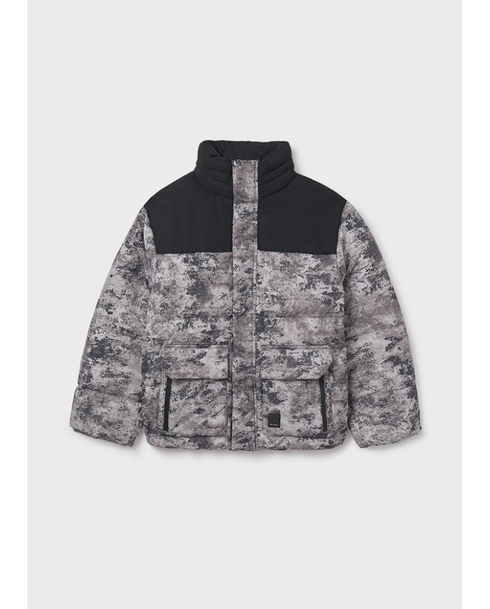 Bernumode | Mayoral: Stilīga jaka pusaudzim 52,48 € Satur pārstrādātu poliestera audumu. Zēnu veste. Apkakle ar kapuci. Centrāla priekšējā aizdare ar rāvējslēdzēju. Mīksta poliestera iekšējā oderējuma kārta. Funkcionālas priekšējās kabatas. Šim modelim ir reversais dizains.