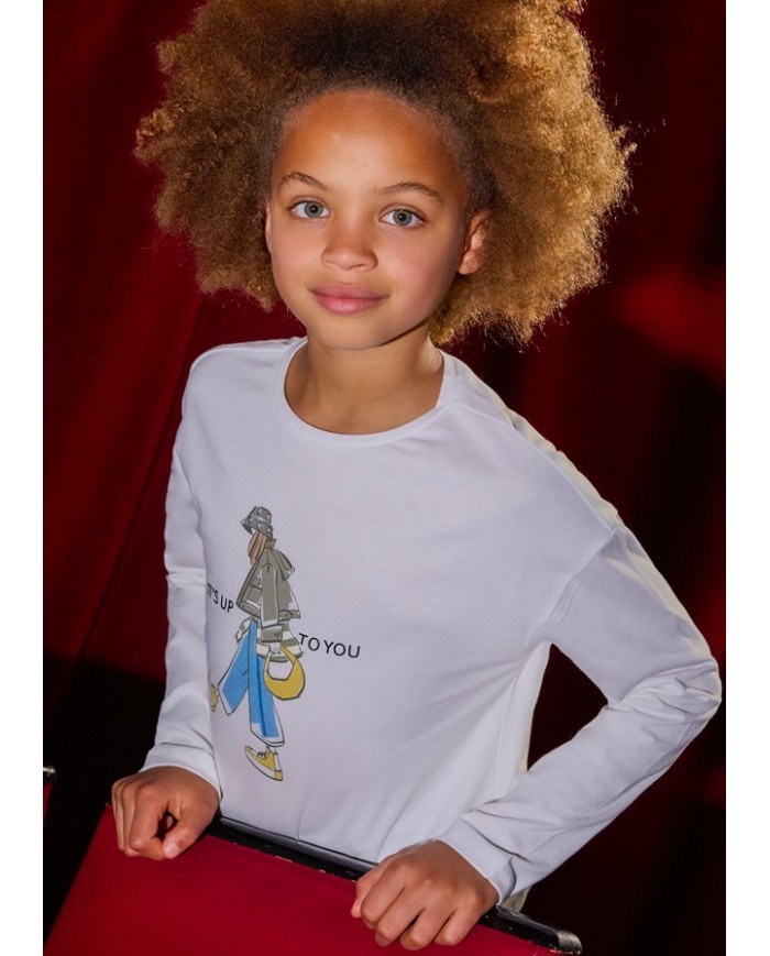 Bernumode | Mayoral: L/s t-shirt €14.46 Long-sleeve T-shirt for girls with a round neckline. Made from soft, stretchy cotton for maximum comfort in everyday wear. Decorative elements: sequins. By choosing our cotton products, you support our investment in the Better Cotton initiative. Better Cotton is produced through a mass balance system and cannot be physically traced to the final products, but cotton producers benefit from the demand for Better Cotton in equivalent volumes. Bernumode | Mayoral: L/s t-shirt €14.46 Long-sleeve T-shirt for girls with a round neckline. Made from soft, stretchy cotton for maximum comfort in everyday wear. Decorative elements: sequins. By choosing our cotton products, you support our investment in the Better Cotton initiative. Better Cotton is produced through a mass balance system and cannot be physically traced to the final products, but cotton producers benefit from the demand for Better Cotton in equivalent volumes.