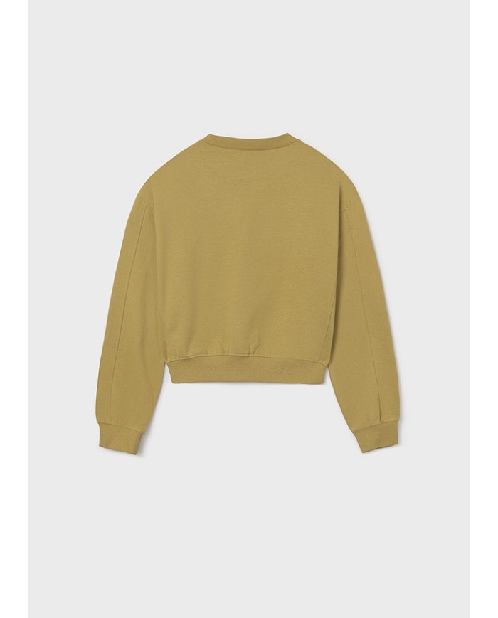 Bernumode | Mayoral: Свитшот на девочку 21,07 € Стильный свитшот для девочки с длинными рукавами. Свободный крой с опущенными плечами создаёт комфорт и современный силуэт. Низ, манжеты и ворот выполнены из эластичной резинки для лучшей посадки. Украшен изящной вышивкой, которая добавляет оригинальности образу.
