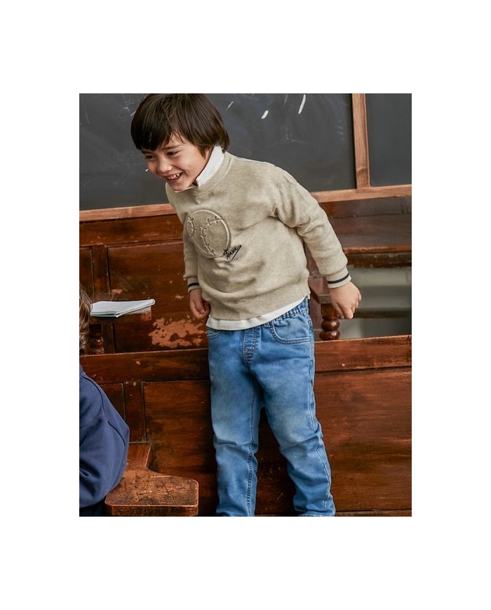 Bernumode | Mayoral: Soft denim jogger pants for boy €23.55 Boys’ long jogger pants, loose at the top and tapered towards the ankle. Perfect for sporty streetwear looks. Elastic waistband with drawstring for a comfortable fit. Made from comfortable cotton denim, easy to mix and match for daily outfits. Choosing Better Cotton supports sustainable production.