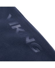 Bernumode | Viking: Bērnu flīsa bikses PLAY, no pārstrādāta poliestera 16,45 € Saglabājiet savu bērnu siltumu no augšas līdz apakšai šajā sezonā ar ideālajām, 100% pārstrādāta poliestera flīsa biksēm. Bikses var valkāt atsevišķi, vai arī aukstākos laikapstākļos tās ir ideāli izmantotas kā vidusslānis kopā ar vilnas pamatkārtu, piemēram, Play Baselayer Merino Pants un sniega tērpa ārējo slāni, piemēram, Play Winter Suit. Pareizi apvienojot šādā slāņu sistēmā, Play Recycled Fleece bikses var nodrošināt maksimālu aizsardzību pret aukstumu.