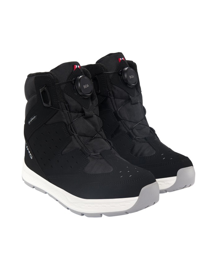 Bernumode | Viking: Espo Warm WP BOA — Ūdensnecaurlaidīgi izolēti ziemas jauniešu apavi 70,99 € Izturīgi ziemas zābaki Espo Warm WP BOA ar ūdensnecaurlaidīgu aizsardzību, siltumu un stilīgu dizainu ir gatavi kļūt par ideāliem pavadītājiem jūsu bērna nākamajiem piedzīvojumiem. Šie zābaki nodrošina universālumu jebkuros apstākļos un laikā, ar atstarojošiem elementiem, ūdensnecaurlaidīgu konstrukciju un daudzvirzienu gumijas zoli, kas spēj tikt galā ar jebkuriem izaicinājumiem. Espo Warm WP BOA ir aprīkoti ar BOA Fit sistēmu, kas ideāli piemērota individuālai piegulšanai un aktīviem bērniem.
