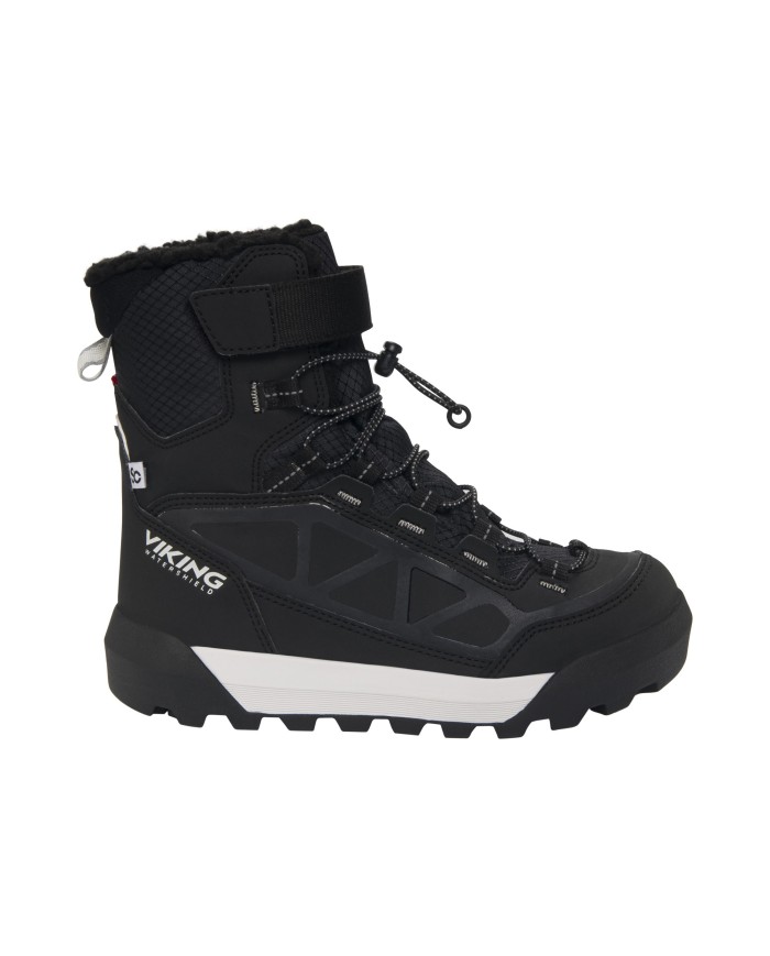 Bernumode | VIKING: Constrictor Warm SC WP 1V SL - Waterproof and reflective high cut junior shoe with premium insulation €65.21 Fly your young explorer to the moon with Constrictor Warm SC WP SL, a waterproof shoe featuring out-of-this-world warmth. Viking's newest addition, Solarcore® combines NASA-developed technology with an ultra-thin material that gets warmer when compressed. The high cut upper is protected with extra durable toe and heel reinforcements, while an EVA midsole adds cushioning and insulation. A rubber outsole with deep lugs helps ensure a high-traction grip. In addition, the collar is fitted with a cozy, soft material for extra comfort.
