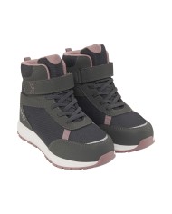 Bernumode | Viking: Equip Warm WP 1V - Sportiska stila bērnu ziemas zābaki, ūdensnecaurlaidīgi 54,13 € Šoziem aprīkojiet sava bērna kājas, lai tās varētu izturēt aukstumu, izmantojot Equip Warm WP. Sportisks, augsta griezuma modelis ir izstrādāts, lai nodrošinātu papildu aizsardzību pret aukstumu un sniegu. Pēc tam izturīgo ārpusi papildina ūdensnecaurlaidīga membrāna un silta izolācija, lai kājas būtu sausas un siltas. EVA starpzole nodrošina papildu izolāciju, kā arī vieglu amortizāciju un komfortu, savukārt gumijas zoles ar augstu vilces spēku nodrošina lielisku saķeri. Var mazgāt veļasmašīnā 30 grādos, lai pēdas izskatītos un justos svaigas, un, dienām saīsinoties, esiet drošs, zinot, ka atstarojošās virsmas palīdzēs nodrošināt, ka jūsu bērns paliek redzams.
Izmēru tabula

 


Izmērs
Iekšzole, cm


34
22,7


35
23,3


36
24


37
24,7


38
25,3


39
26


40
26,7


41
27,3


