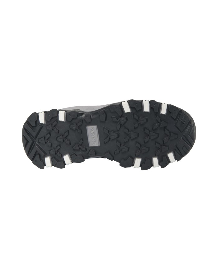 Bernumode | Viking: Track Warm WP 2V — Izturīgi, ūdensnecaurlaidīgi un izolēti apavi ar augstu griezumu pusaudžiem 50,33 € Kad ir svarīgi stingri turēties uz ceļa, Track Warm WP 2V paveic darbu. Šie izturīgie, taču daudzpusīgie ūdensnecaurlaidīgie zābaki ir izstrādāti ar mērķi nodrošināt stabilitāti — tie sniedz spēcīgu potītes atbalstu, pateicoties divām līplentes aizdarēm. Robustā zole nodrošina lielisku saķeri uz visdažādākajām virsmām, savukārt silta odere pasargā no aukstuma. Izturīgas detaļas, piemēram, pastiprināts purngals un aizsargājošs dubļusargs, nodrošina apaviem ilgu kalpošanas laiku.
