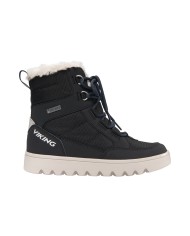 Bernumode | Viking: Fleek Warm GTX Zip - Waterproof, insulated junior winter boots €75.95 The perfect urban junior winter boot for the next generation, Fleek Warm GTX Zip matches excellent foot comfort and protection with sustainability innovation. A higher cut with a side zipper for easy entry and exit combines with a market-leading waterproof GORE-TEX membrane to ensure feet stay warm and dry throughout the season. Meanwhile, a rubber outsole sporting Viking's best urban grip will keep feet firm in any weather. Finally, a high percentage of recycled content reduces the need for virgin materials, earning Fleek Warm GTX Zip a place with Viking's Less Impact Products.
Size table
 
Size
Insole, cm
35
23
36
23,8
37
24,4
38
25
39
25,7
40
26,3
 Bernumode | Viking: Fleek Warm GTX Zip - Waterproof, insulated junior winter boots €75.95 The perfect urban junior winter boot for the next generation, Fleek Warm GTX Zip matches excellent foot comfort and protection with sustainability innovation. A higher cut with a side zipper for easy entry and exit combines with a market-leading waterproof GORE-TEX membrane to ensure feet stay warm and dry throughout the season. Meanwhile, a rubber outsole sporting Viking's best urban grip will keep feet firm in any weather. Finally, a high percentage of recycled content reduces the need for virgin materials, earning Fleek Warm GTX Zip a place with Viking's Less Impact Products.
Size table
 
Size
Insole, cm
35
23
36
23,8
37
24,4
38
25
39
25,7
40
26,3
