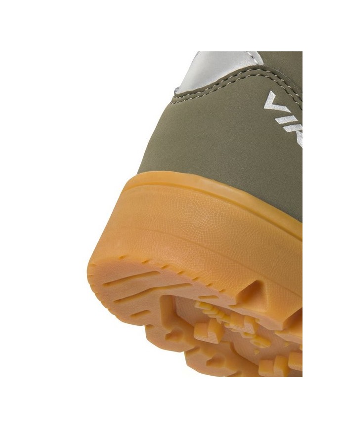 Bernumode | Viking: Fleek Warm GTX Zip - Waterproof, insulated junior winter boots €75.95 The perfect urban junior winter boot for the next generation, Fleek Warm GTX Zip matches excellent foot comfort and protection with sustainability innovation. A higher cut with a side zipper for easy entry and exit combines with a market-leading waterproof GORE-TEX membrane to ensure feet stay warm and dry throughout the season. Meanwhile, a rubber outsole sporting Viking's best urban grip will keep feet firm in any weather. Finally, a high percentage of recycled content reduces the need for virgin materials, earning Fleek Warm GTX Zip a place with Viking's Less Impact Products.
Size table
 
Size
Insole, cm
35
23
36
23,8
37
24,4
38
25
39
25,7
40
26,3
 Bernumode | Viking: Fleek Warm GTX Zip - Waterproof, insulated junior winter boots €75.95 The perfect urban junior winter boot for the next generation, Fleek Warm GTX Zip matches excellent foot comfort and protection with sustainability innovation. A higher cut with a side zipper for easy entry and exit combines with a market-leading waterproof GORE-TEX membrane to ensure feet stay warm and dry throughout the season. Meanwhile, a rubber outsole sporting Viking's best urban grip will keep feet firm in any weather. Finally, a high percentage of recycled content reduces the need for virgin materials, earning Fleek Warm GTX Zip a place with Viking's Less Impact Products.
Size table
 
Size
Insole, cm
35
23
36
23,8
37
24,4
38
25
39
25,7
40
26,3