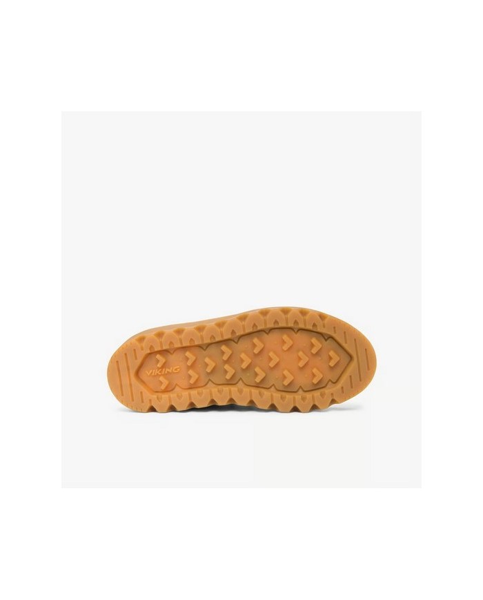 Bernumode | Viking: Fleek Warm GTX Zip -ūdensizturīgi ziemas zābaki pusaudžiem ar GORE-TEX 75,95 € Ideālie pilsētas junioru ziemas zābaki nākamajai paaudzei, Fleek Warm GTX Zip apvieno izcilu kāju komfortu un aizsardzību ar ilgtspējības inovāciju. Augstāks griezums ar sānu rāvējslēdzēju ērtai iekļūšanai un izkāpšanai ir apvienots ar tirgū vadošo ūdensizturīgo GORE-TEX membrānu, lai nodrošinātu, ka kājas paliek siltas un sausas visas sezonas garumā. Tikmēr gumijas zole ar Viking labāko pilsētas saķeri saglabās kājas stingras jebkuros laikapstākļos. Visbeidzot, liela daļa pārstrādāta satura samazina vajadzību pēc neapstrādātiem materiāliem, tādējādi Fleek Warm GTX Zip iegūstot vietu ar Viking Less Impact produktiem.
Izmēru tabula


 


Izmērs
Iekšzole, cm


35
23


36
23,8


37
24,4


38
25


39
25,7


40
26,3


