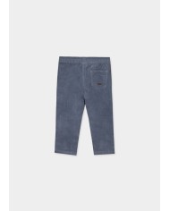 Bernumode | Mayoral: Брюки на подкладке для мальчика  из микро-вельвета 23,55 € 
Брюки с подкладкой из микрокорда. Длинные джоггеры для малыша, свободные в верхней части и сужающиеся к щиколотке. Отличный выбор для спортивных образов, отражающих влияние спортивной моды на уличную одежду. Эластичный пояс с шнурком. Мягкая ткань из микрокорда с отличной теплотой. Передние карманы.
Выбирая наши изделия из хлопка, вы поддерживаете нашу инвестицию в инициативу Better Cotton. Хлопок Better Cotton получают через систему массового баланса, и его нельзя физически проследить до конечных продуктов. Однако производители хлопка получают выгоду от спроса на Better Cotton в эквивалентных объёмах.
 Bernumode | Mayoral: Брюки на подкладке для мальчика  из микро-вельвета 23,55 € 
Брюки с подкладкой из микрокорда. Длинные джоггеры для малыша, свободные в верхней части и сужающиеся к щиколотке. Отличный выбор для спортивных образов, отражающих влияние спортивной моды на уличную одежду. Эластичный пояс с шнурком. Мягкая ткань из микрокорда с отличной теплотой. Передние карманы.
Выбирая наши изделия из хлопка, вы поддерживаете нашу инвестицию в инициативу Better Cotton. Хлопок Better Cotton получают через систему массового баланса, и его нельзя физически проследить до конечных продуктов. Однако производители хлопка получают выгоду от спроса на Better Cotton в эквивалентных объёмах.