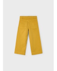 Bernumode | Mayoral: Twill marine pants for girl €23.55 Girls' trousers.Zip and button fastening.Adjustable elastic waistband for a better fit.Comfortable and durable twill fabric.Functional front and back pockets.Decorative details: decorative buttons.Sage green color.Complete your look with matching items shown at the bottom of the page. Bernumode | Mayoral: Twill marine pants for girl €23.55 Girls' trousers.Zip and button fastening.Adjustable elastic waistband for a better fit.Comfortable and durable twill fabric.Functional front and back pockets.Decorative details: decorative buttons.Sage green color.Complete your look with matching items shown at the bottom of the page.