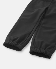 Bernumode | Reima: SoftShell водонепроницаемые брюки для детей, Helppo 47,02 € Детские брюки из софтшелла с защитой от ветра. Свободный крой с регулируемым эластичным поясом. Флисовая подкладка для дополнительного тепла и комфорта. Легко надеваются.Обратите внимание, что швы не герметичны, поэтому изделие не является полностью водонепроницаемым.Эти дышащие и ветрозащитные детские брюки выполнены из софтшелл-материала Reima с водо- и грязеотталкивающими свойствами, в составе которого есть переработанные волокна. Благодаря флисовой подкладке, эластичному регулируемому поясу и резинкам на манжетах эта модель очень удобна в носке.

Защищают от ветра снаружи, при этом пропускают воздух
Прочное соединение материалов, флис на обратной стороне для дополнительного тепла
Эластичный, регулируемый пояс
Эластичные манжеты на штанинах
Светоотражающие детали



