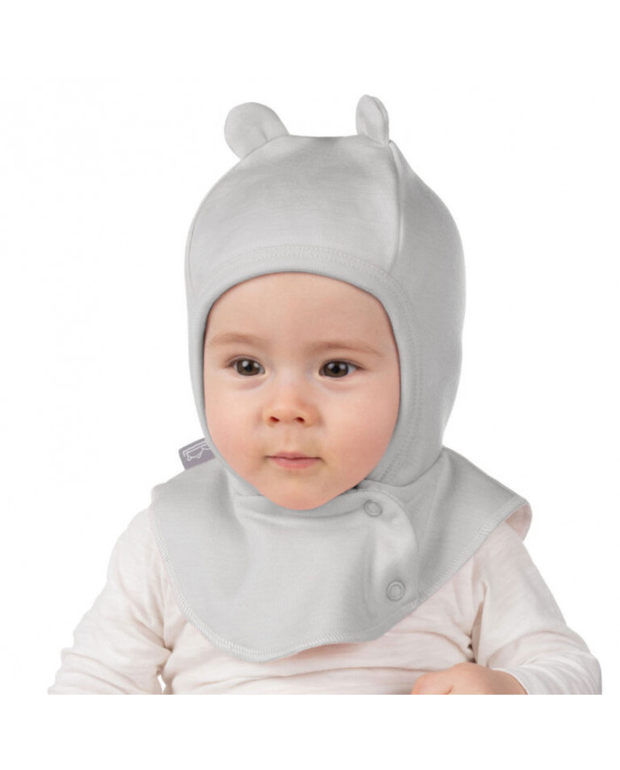 Bernumode | LENNE: Trikotāžas cepure-balaklāva no Merino Vilnas oderi, DARBY 24,71 € Silts un elpojošs merino vilnas slānis palīdz uzturēt vislabāko temperatūru balaklavas iekšpusē, nodrošinot siltumu, vienlaikus palīdzot novērst svīšanu.❤️Ādai draudzīgajai merino vilnas balaklavai ir mīksta kokvilnas flīsa odere, bet mazuļu balaklavai ir ērts un funkcionāls aizdari.✔️ Siltā divslāņu balaklava ir piemērota ziemas laikam, kad jūtama temperatūra ir -25°C..0°C. Temperatūras ieteikuma gadījumā noteikti ņemiet vērā arī vēja vēsumu.
Merino wool
Made in Estonia. 
 Bernumode | LENNE: Trikotāžas cepure-balaklāva no Merino Vilnas oderi, DARBY 24,71 € Silts un elpojošs merino vilnas slānis palīdz uzturēt vislabāko temperatūru balaklavas iekšpusē, nodrošinot siltumu, vienlaikus palīdzot novērst svīšanu.❤️Ādai draudzīgajai merino vilnas balaklavai ir mīksta kokvilnas flīsa odere, bet mazuļu balaklavai ir ērts un funkcionāls aizdari.✔️ Siltā divslāņu balaklava ir piemērota ziemas laikam, kad jūtama temperatūra ir -25°C..0°C. Temperatūras ieteikuma gadījumā noteikti ņemiet vērā arī vēja vēsumu.
Merino wool
Made in Estonia.