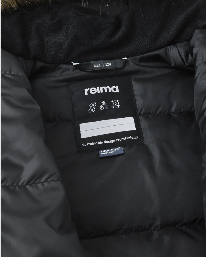 Bernumode | Reima: Zēnu ziemas jaka/parka Reimatec, Ajaton (160 g) 118,17 € 
         Visas šuves hermētiski izolētas
         Gluda poliestera odere
         Fellex® izolācija
         Droša, atvienojama un regulējama kapuce ar noņemamu mākslīgās kažokādas apmali
         Regulējamas manšetes
         Divas kabatas ar pārlokiem
         Krūšu kabata ar rāvējslēdzēju
         Regulējams viduklis

