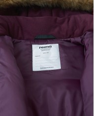 Bernumode | Reima: Reimatec winter jacket forgirl, Muurame (200 g) €104.96 




Waterproof, breathable winter jacket for kids. Very durable and windproof, as well as dirt-repellent. Slightly shaped cut.





This water- and windproof Reimatec kids' winter jacket is made from a dirt-repellent and breathable material that won't make your little one feel sweaty. All its seams have been sealed for a waterproof finish. The waist of this puffy design can be adjusted at the back, and the hem and cuffs are adjustable too. Thanks to the smooth lining, the jacket is easy to slide on. The removable hood, finished with a detachable faux-fur trim, combines with the reflective details to create even more of a functional finish. The zip pockets and inner chest pocket are perfect for storing kids' most prized possessions. This easy-wear kids' insulated jacket can also be tumble-dried.




• All seams sealed waterproof• Durable material• Smooth polyester lining• Warm insulation• Fellex® insulation• Safe, detachable and adjustable hood with detachable faux fur trim• Elastic cuffs• Two zip pockets• Inner chest pocket from size 116 onward• Adjustable waist and hem
Sustainability• bluesign® product• bluesign® approved main material, lining and insulation• Fluorocarbon-free water and dirt repellent finish BIONIC-FINISH®ECO• Contains certified recycled fibers• 100% recycled insulation• The fabric is digitally printed saving energy, water and colorants
