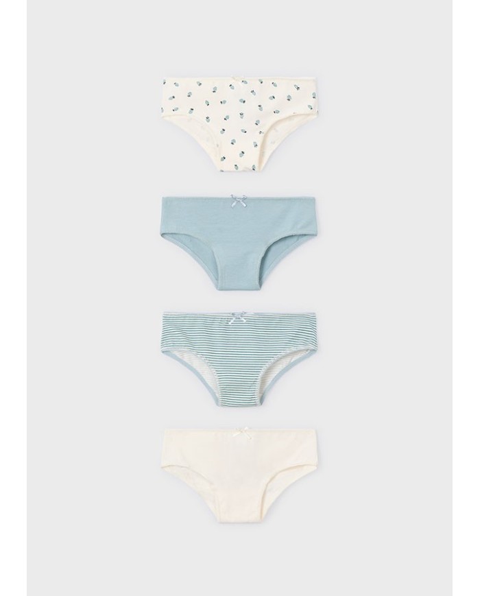 Bernumode | Mayoral: Трусы (4 шт.) на девочку 15,62 € Набор из четырёх трусиков для девочки. Удобные, мягкие и практичные, идеально подходят для повседневной носки.
