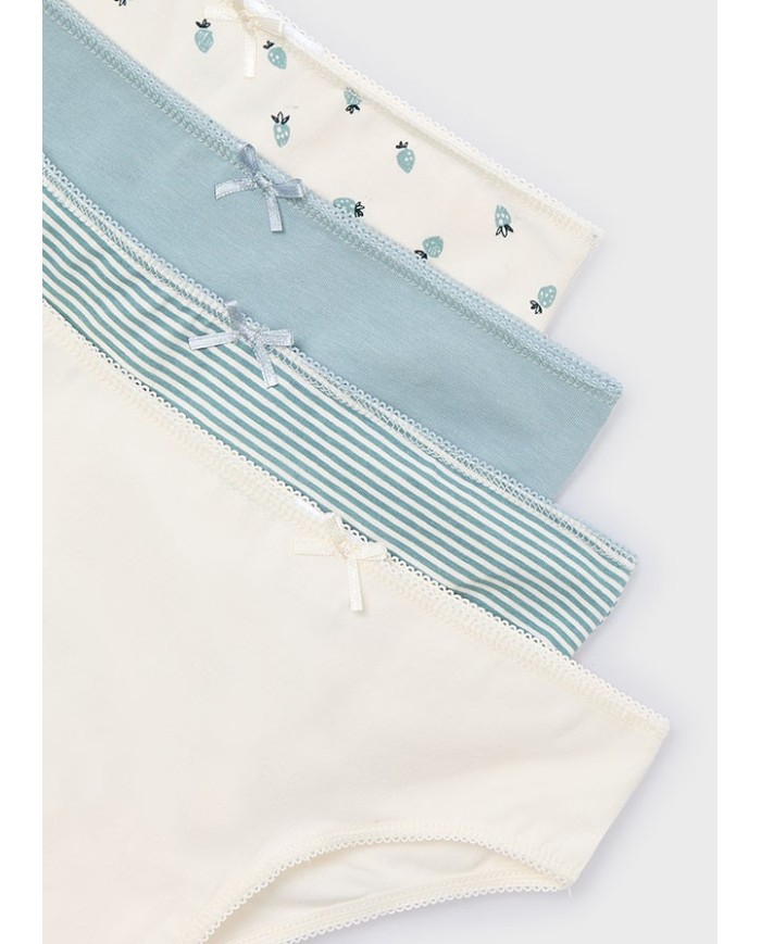 Bernumode | Mayoral: Panties for girl, 4 pcs set €15.62 Set of four girls’ panties. Comfortable, soft, and practical, perfect for everyday wear.
