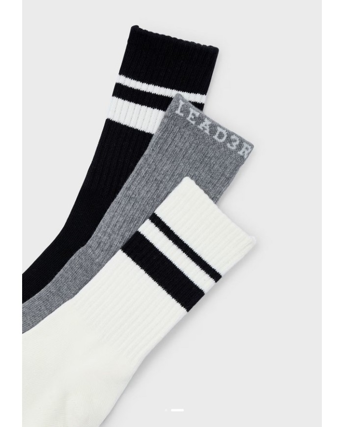 Bernumode | Mayoral: Set of 3 socks for boy €10.33 Set of 3 pairs of children’s socks made from organic cotton. Soft, comfortable, and safe for delicate skin. Perfect for everyday wear.