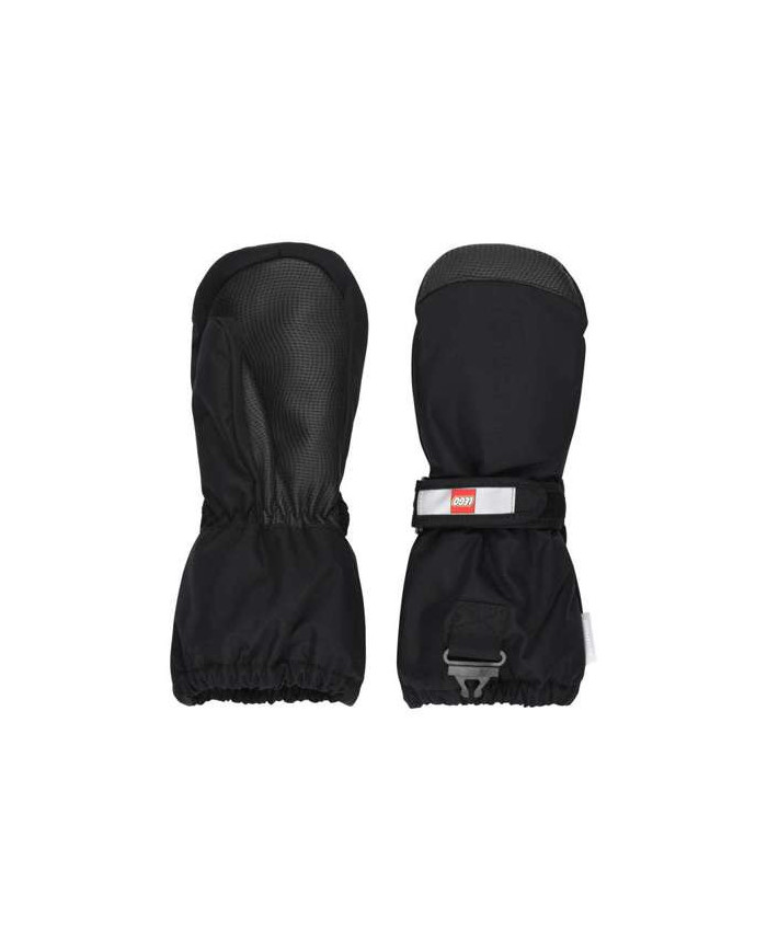Bernumode | LEGO® Wear: Kids' waterprooof mittens with membrane, LWATLIN 706 €26.00 LEGO® mittens for boys and girlsWith these warm mittens, you are well protected from cold and rain thanks to a waterproof and breathable membrane. Then, play has no limits!The LEGO® mittens for children are made in a 100% windproof and breathable material. They have a waterproof and breathable Fan-Tex membrane between the inner and outer layer which makes them 100% waterproof. The inner layer is a comfortable and insulating Thinsulate material.THIS IS WHY YOU WILL LOVE THE MITTENS    The PLAY mitten has an ergonomic fit and an elasticated wrist with a reflector and hook and loop closure for an optimum fit    The mittens are waterproof, breathable, and windproof    With a PU anti-slip material on the palms and fingertips for a better grip    You can click the mitten onto the sleeve of the LEGO winter jacket or snowsuit so that it doesn’t get lost (size 104-140 only)Elasticated wrist with a reflector and hook and loop closure for an optimum fit. The mitten entry is also elasticated to keep snow out. The mitten has an ergonomic fit and a PU anti-slip material on the palms and fingertips for a better grip.Safety break-away buckle in size 104-140 for attaching the mittens to a snowsuit or jacket sleeve. The buckle releases when pulling the mittens, so that your child does not get stuck on anything. The mittens can be hooked together at the wrist to keep the pair together when they are not in use.Choose between lots of great colours
