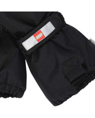 Bernumode | LEGO® Wear: Bērnu ūdensnecaurlaidīgi cimdi ar membrānu, LWATLIN 706 26,00 € LEGO® dūraiņi zēniem un meitenēm 
Ar šiem siltiem dūraiņiem jūs esat labi pasargāts no aukstuma un lietus, pateicoties ūdensizturīgajai un elpojošajai membrānai. Tad spēlei nav ierobežojumu! 
LEGO® dūraiņi bērniem ir izgatavoti no 100% vēja necaurlaidīga un elpojoša materiāla. Tiem ir ūdensnecaurlaidīga un elpojoša Fan-Tex membrāna starp iekšējo un ārējo slāni, kas padara tos 100% ūdensizturīgus. Iekšējais slānis ir ērts un izolējošs Thinsulate materiāls. 
TĀPĒC JUMS PATĪKĀS DŪRAINI 
  PLAY dūraiņam ir ergonomisks piegulums un elastīga plaukstas locītava ar atstarotāju un āķa un cilpas aizdari optimālai piegulēšanai 
  Cimdi ir ūdensnecaurlaidīgi, elpojoši un vēja necaurlaidīgi  
Ar PU pretslīdes materiālu plaukstās un pirkstu galos labākai satvērienai 
  Jūs varat uzklikšķināt dūraiņu uz LEGO ziemas jakas vai sniega tērpa piedurknes, lai tas nepazustu (tikai 104-140 izmēram) 
Elastīga plaukstas locītava ar atstarotāju un āķa un cilpas aizdari optimālai piegulēšanai. Cimda ieeja ir arī elastīga, lai neļautu sniegam. Cimdam ir ergonomisks piegulums un PU neslīdošs materiāls plaukstās un pirkstu galos, lai nodrošinātu labāku satvērienu. 
Drošības atdalāma sprādze 104-140 izmēram dūraiņu piestiprināšanai pie sniega tērpa vai jakas piedurknes. Sprādze atlaižas, velkot dūraiņus, lai jūsu bērns ne uz ko neaizķertos. Cimdus var sasiet kopā plaukstas locītavā, lai pāris būtu kopā, kad tos nelieto.
 Izvēlieties starp daudzām lieliskām krāsām Bernumode | LEGO® Wear: Bērnu ūdensnecaurlaidīgi cimdi ar membrānu, LWATLIN 706 26,00 € LEGO® dūraiņi zēniem un meitenēm 
Ar šiem siltiem dūraiņiem jūs esat labi pasargāts no aukstuma un lietus, pateicoties ūdensizturīgajai un elpojošajai membrānai. Tad spēlei nav ierobežojumu! 
LEGO® dūraiņi bērniem ir izgatavoti no 100% vēja necaurlaidīga un elpojoša materiāla. Tiem ir ūdensnecaurlaidīga un elpojoša Fan-Tex membrāna starp iekšējo un ārējo slāni, kas padara tos 100% ūdensizturīgus. Iekšējais slānis ir ērts un izolējošs Thinsulate materiāls. 
TĀPĒC JUMS PATĪKĀS DŪRAINI 
  PLAY dūraiņam ir ergonomisks piegulums un elastīga plaukstas locītava ar atstarotāju un āķa un cilpas aizdari optimālai piegulēšanai 
  Cimdi ir ūdensnecaurlaidīgi, elpojoši un vēja necaurlaidīgi  
Ar PU pretslīdes materiālu plaukstās un pirkstu galos labākai satvērienai 
  Jūs varat uzklikšķināt dūraiņu uz LEGO ziemas jakas vai sniega tērpa piedurknes, lai tas nepazustu (tikai 104-140 izmēram) 
Elastīga plaukstas locītava ar atstarotāju un āķa un cilpas aizdari optimālai piegulēšanai. Cimda ieeja ir arī elastīga, lai neļautu sniegam. Cimdam ir ergonomisks piegulums un PU neslīdošs materiāls plaukstās un pirkstu galos, lai nodrošinātu labāku satvērienu. 
Drošības atdalāma sprādze 104-140 izmēram dūraiņu piestiprināšanai pie sniega tērpa vai jakas piedurknes. Sprādze atlaižas, velkot dūraiņus, lai jūsu bērns ne uz ko neaizķertos. Cimdus var sasiet kopā plaukstas locītavā, lai pāris būtu kopā, kad tos nelieto.
 Izvēlieties starp daudzām lieliskām krāsām