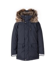Bernumode | Lenne: Jacket/Parka JANNO 250g €107.70 Water column: 10 000 mm
Breathable: 10 000 g/m²/24h
Water and soil reprellency: DWR coating (Durable Water Repellent)
BEST SELLER! Boys’ winter parka with luxurious fur
Boys’ parka with a zippered furry hood
This solid-colour Le-Company winter parka is a definite favourite among schoolboys. The fluffy parka features a cool zippered hood, which can be opened to reveal even more fur that covers shoulders. The parka is longer in the back and made of highly waterproof and breathable ActivePlus fabric, which ensures maximum comfort at all times. The waterproof surface of the fabric protects from wind, rain and snow, does not become deformed and handles regular washing, maintaining its initial qualities. Adjustable sleeves. The front of the parka features two zippered sidepockets and a zippered chest pocket. The hood is fully detachable with snap fasteners.
Our high-tech Active+ fabric has a waterproof membrane which prevents water from coming through the product. At the same time it has the ability to evaporate sweat. ◆Water resistance: water column 10 000 mm ◆Breathability: water vapour transmission rate 10 000 g/m²/24h ◆Wind resistance: air permeability 0 l/m²s ◆Water and soil reprellency: DWR coating (Durable Water Repellent)
EXTRA WARM ⁑⁑ insulation is the best choice for frosty weather. Breathable fabric keeps your child from sweating. Heat retaining capacity is much higher than in usual wadding. Offers wearers comfort and freedom of movement in -1..-30°C.
Loop for attaching the reflector.
