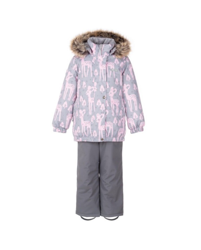 Bernumode | LENNE: Зимний комплект RUBY 330 г +  150 г 87,87 € В изготовлении одежды Active учитываются преобладающие в Эстонии и Северных странах погодные условия, предъявляющие к изделиям особо высокие требования. Используются специально изготовленные высокотехнологичные ткани, предохраняющие ребенка от переохлаждения, практичные в эксплуатации и легкие в уходе. Основными целями развития продукции Lenne являются безопасность, удобство, простота в уходе, практичность.Ткань-Active – водонепроницаемая дышащая ткань. Изделия из серии Active: легки по весу, ветрозащитные и теплые, дышащие, водоотталкивающие, прочные и легки в уходе.Водостойкость: 5 000/10 000 ммВоздухопроводимость: 5 000/10 000 g/m2/24h
Зимний комплект для девочки.
Всепогодный комплект со светоотражающим принтом в верхней части подходит для ношения в зимний период.
Зимний комплект Lenne для девочек защищен от воды, ветра и дождя. Брюки с регулируемыми подтяжками согревают спину вашего ребенка даже во время активной игры. В дизайне изделия присутствуют светоотражающие детали, которые сделают вашего ребенка заметным даже в самую темную зиму. Надежный капюшон на кнопках отстегивается от изделия, если оно застревает.
Высокотехнологичная ткань Active+ имеет водонепроницаемую мембрану, которая предотвращает проникновение воды через изделие. При этом он обладает способностью испарять пот. ◆Водонепроницаемость: водяной столб 5 000/10 000 мм ◆Воздухопроницаемость: паропроницаемость 5 000/10 000 г/м²/24ч ◆Ветрозащита: воздухопроницаемость 0 л/м²с ◆Водо- и грязеотталкивание: покрытие DWR (Durable Water Repellent)
Утеплитель EXTRA WARM ⁑⁑ – лучший выбор для морозной погоды. Дышащая ткань не дает вашему ребенку потеть. Теплоудерживающая способность намного выше, чем у обычной ваты. Обеспечивает комфорт и свободу движений при температуре от -1 до -30°C. 
Манжет с подкладкой из мягкого меха. Эта уникальная деталь для верхней одежды защитит нежную кожу вашего малыша от трения о прочную и износостойкую ткань. Отдайте предпочтение этому незаменимому решению при выборе верхней одежды.
Петля для крепления отражателя.
