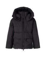 Bernumode | LENNE: Зимняя куртка на девочку MICHIKO 250 г 118,10 € 
Высокотехнологичная ткань Active + имеет водонепроницаемую мембрану, которая препятствует проникновению воды сквозь изделие. В то же время ткань обладает способностью испарять пот.
Водостойкость: 10000 ммВоздухопроводимость: 10000 г/ м²/24 ч
Водо- и грязеотталкивающая способность: обработка DWR (Durable Water Repellent)
Широкая и стильная зимняя куртка — идеальный выбор для холодной погоды!
Девочковая куртка выполнена из мягкого, водонепроницаемого материала и имеет свободный крой. Спереди расположены два глубоких кармана для ключей и мобильного телефона.
Высокотехнологичная ткань Active+ обеспечивает максимальную защиту даже в самую переменчивую погоду — её мембрана водонепроницаема, но при этом «дышит», позволяя влаге выходить наружу.Показатели: водонепроницаемость — 10 000 мм, воздухопроницаемость — 10 000 г/м²/24 ч, защита от ветра и водоотталкивающее покрытие DWR сохраняют тепло и сухость в любых условиях.
Петля для крепления светоотражателя.
Сделано в Эстонии!Разработанная и произведённая в Северной Европе, наша одежда сочетает в себе высокое качество, современный дизайн и ответственное производство. Выбирая одежду, созданную в Эстонии, вы поддерживаете устойчивое европейское производство, честные условия труда и минимальное воздействие на окружающую среду.Осознанный выбор для тех, кто ценит качество, этичность и устойчивость.
