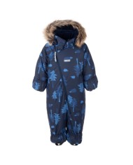 Bernumode | LENNE: Зимний комбинезон DERRY 250 г 69,36 € Утеплитель EXTRA WARM ⁑⁑ — лучший выбор для морозной погоды. Дышащая ткань не дает ребенку потеть. Теплоудерживающая способность намного выше, чем у обычного утеплителя. Обеспечивает комфорт и свободу движений при температуре от -1 до -30 °C.Отвороты манжет, чтобы держать руки и ноги вашего ребенка в тепле. Совет: купите больший размер и отверните манжеты. По мере роста ребенка маленькие ручки и ножки вылезут наружу, и вам понадобится всего лишь пара варежек и пинеток.Мягкая и нежная подкладка из натурального материала, который успокаивает и сохраняет тепло вашего ребенка. Ткани Standard 100 от Oeko-Tex сертифицированы как не содержащие вредных химических веществ, не вызывают раздражения кожи и гарантируют безопасность ткани.Светоотражающая ткань, принт на ткани отражается в темноте и делает ребенка более заметным
Очень теплый зимний комбинезон с веселым принтом идеально подойдет для наслаждения зимними развлечениями!
Теплый зимний комбинезон с очаровательным принтом великолепен и удобен. Зимние узоры идеально подходят для создания снежных ангелов и наслаждения всеми видами зимних развлечений. Отрегулируйте комбинезон по мере роста ребенка, сложив манжеты на руках и ногах или расстегнув их и добавив варежки с пинетками. Эластичные шлевки надежно удерживают штанины на пинетках. Светоотражающие детали делают ребенка заметным в темноте.

