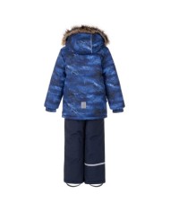 Bernumode | Lenne: Set CITY  330 g +  150 g €101.75 Rough weather conditions of Estonia and the Nordic Countries, which make very high demands on children's clothing, are the foundation grounds of creating any new model. High-tech fabrics are used in order to fulfill all the requirements of the well-being of a happy child in any circumstance.Lenne's main goals in product development are safety, comfort, practicality and easy caring.
Active products are: light weighted, wind resistant and warm, breathable and water resistant, durable, safe, with exceptional design, easily cleanable.
Lenne is using Isosoft insulation material, which is presently the best new generation insulation which has a two times higher warmth maintenance coefficient and the technology applied in it allows for the volume of the insulation to be decreased four times in relation to the traditional insulation. Isosoft is rarely used in the manufacturing of childrens’ clothing due to its price. It ensures the unique comfort of warmth, it maintains warmth at the child’s skin and prevents the cold from entering inside, thanks to the unique micro-porous structure. Moreover, it allows the child to move freely and unhampered. The product’s great advantage is the fact that it effectively removes moisture to the outside, which additionally increases the comfort of use.Isosoft guarantees the effect of thermal insulation and lightness of the material through the special insulation components – these components are made up of thousands of individual fibres in the shape of a hollow tube. The material is as light as down and it is also very elastic – it returns to its original shape after compression or washing.
Water column: 5 000/10 000 mm
Breathable: 5 000/10 000 g/m2/24h
Weatherproof set with reflective print upper part is suitable for wearing in winter period 
Lenne boys’ winter set is water-, wind- and rainproof. The trousers with adjustable braces keep your child’s back warm even during active play.  The product design features reflective details, which make your child visible even in the darkest of winters. The safe snap-fastened hood detaches from the product if it gets stuck.
Our high-tech Active+ fabric has a waterproof membrane which prevents water from coming through the product. At the same time it has the ability to evaporate sweat. ◆Water resistance: water column 5 000/10 000 mm ◆Breathability: water vapour transmission rate 5 000/10 000 g/m²/24h ◆Wind resistance: air permeability 0 l/m²s ◆Water and soil reprellency: DWR coating (Durable Water Repellent)
EXTRA WARM ⁑⁑ insulation is the best choice for frosty weather. Breathable fabric keeps your child from sweating. Heat retaining capacity is much higher than in usual wadding. Offers wearers comfort and freedom of movement in -1..-30°C.
Cuff with soft fur lining. This unique detail for outdoor clothing protects your kids gentle skin from rubbing against strong and durable fabric. Prefer this irreplaceable solution when choosing an outdoor garment.

Loop for attaching the reflector.
