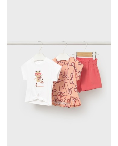 Mayoral: Girls’ 3-piece set (2 T-shirts and shorts)
