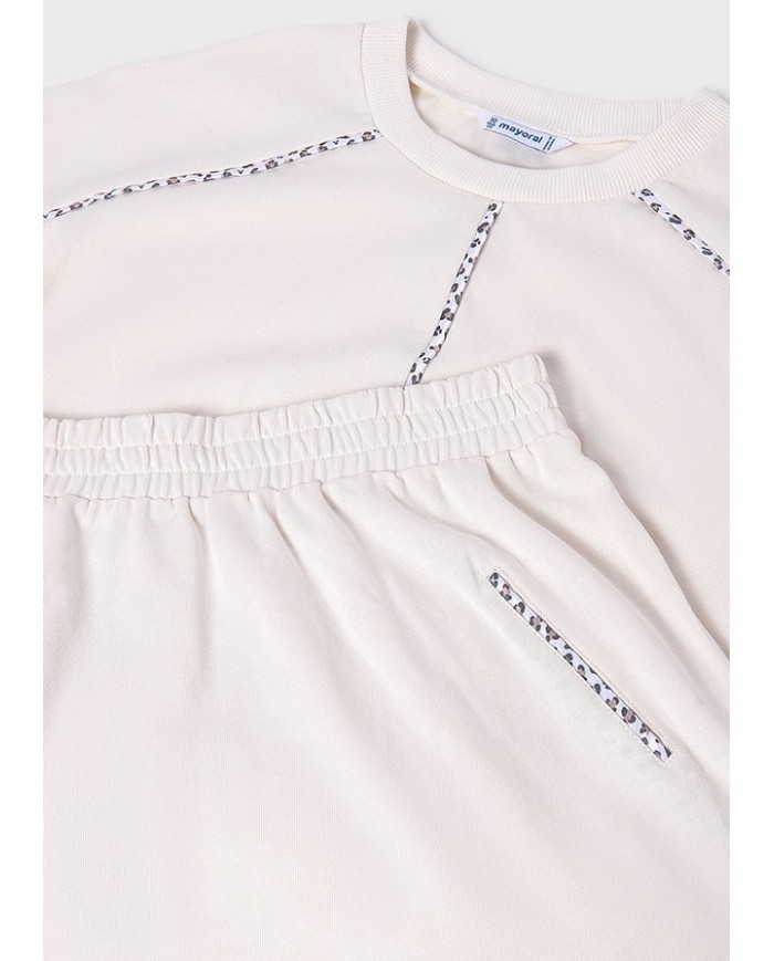 Bernumode | Mayoral: 2-piece set for a girl (Skirt and T-shirt) €27.19 
