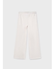 Bernumode | Mayoral: Спортивные брюки на девочку 23,55 € Брюки-клёш для девочки, широкие внизу. Регулируемая эластичная резинка с пуговицами внутри пояса для лучшей посадки. Удобная и универсальная джинсовая ткань для повседневных образов. Функциональные передние карманы. Функциональные задние карманы.