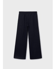 Bernumode | Mayoral: Long trousers for girl €23.55 Flared-style trousers for girls, wide at the hem. Adjustable elastic waistband with buttons on the inside for a better fit. Comfortable and versatile denim fabric, ideal for everyday outfits. Functional front pockets. Functional back pockets.
