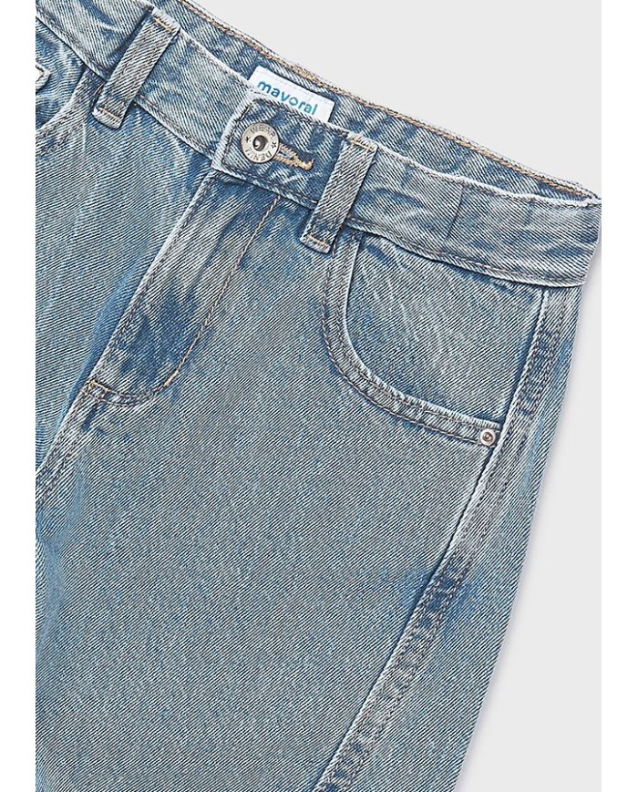 Bernumode | Mayoral: Wide jeans for girls €27.19 Flared-style trousers for girls, wide at the hem. Adjustable elastic waistband with buttons on the inside for a better fit. Comfortable and versatile denim fabric, ideal for everyday outfits. Functional front pockets. Functional back pockets.

