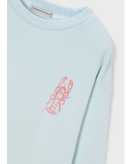 Bernumode | Mayoral: Zēnu sportiska tipa džemperis — BOSTON kolekcija 30,17 € “The Boston Kids” ir Boston bērnu kolekcija, radīta jaunai drosmīgu, neatkarīgu un radošu bērnu paaudzei. Tā ir domāta patiesiem oriģināliem, kuri nebaidās izpaust savu individualitāti. Mūsdienīgs, stilīgs apģērbs ar raksturu — izstrādāts, lai sekotu līdzi bērnu aktīvajai ikdienai bez kompromisiem.Pirmā kolekcija bērniem vecumā no 4 līdz 14 gadiem saglabā Boston zīmola kodolu — spontanitāti, daudzpusību un krāsu bagātību. Pārdomāts dizains un funkcionalitāte pārvērš ikdienas mirkļus par īpašiem. Oversize piegriezumi, maiga krāsu palete un drosmīgas, figurālas apdrukas ar fluorescējošiem akcentiem raksturo šo kapsulkolekciju bērniem, kuri nekad neapstājas.