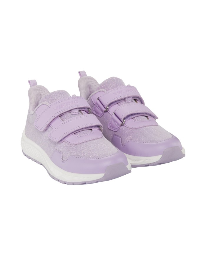 Bernumode | VIKING: Bouncy Glitter 2V - Lightweight kids shoe with glitter €40.41 Odda Low is a dependable and affordable all-round shoe that gives energetic kids plenty of breathability for active summertime play. Made from a durable synthetic textile, the shoe offers great breathability on warm days and can stand up to everyday use and abuse from highly active feet. With dual Velcro closure straps, Odda Low is easy to put on and take off, and accommodates growing feet well. The EVA midsole provides good cushioning and the rubber outsole sticks well to most surfaces. At a nice price, it is hard to go wrong with Odda Low. The shoe is washable at 30 degrees. We do not recommend using fabric softener.

 


Size
22
23
24
25
26
27
28
29
30
31
32
33
34
35


Innersole length mm
135
141
148
155
161
168
175
181
188
195
201
208
215
221






