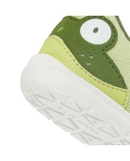 Bernumode | Viking: Alv Barefoot Paw 2V - Обувь для первых шагов 35,95 € Позвольте вашему малышу делать первые, ещё неуверенные шаги с уверенностью в Alv Barefoot Paw 2V. На основе обширных исследований, включая сканирование более 10 000 детских стоп, эти идеальные «первые шаги» обувь специально разработана для поддержки растущих ног. Они оснащены подошвой с нулевым перепадом, которая держит пятку и пальцы на одном уровне, способствуя естественной осанке и здоровой походке без лишнего напряжения. Гибкая и тонкая подошва улучшает ощущение земли, укрепляет мышцы стопы и развивает равновесие и координацию. Две застёжки-липучки обеспечивают надёжную посадку, а прочная текстурированная резиновая подошва гарантирует сцепление и устойчивость. Дизайн коллекции Paw вдохновлён охраной исчезающих животных, позволяя ребёнку делать значимые шаги с любимым принтом животного на обуви.


 


Размер
20
21
22
23
24
25


Длина стельки мм
129
136
142
149
155
162






