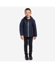 Bernumode | HUPPA: Zēnu starpsezonas ūdensnecaurlaidīga jaka TERREL (40 g) 74,30 € Bērnu ūdensnecaurlaidīga un vēja necaurlaidīga pavasara–rudens jaka.Elpojošs ārējais audums. Kapuces malā iestrādāta gumija. Noņemamā kapuce piestiprinās pie apkakles ar spiedpogām. Regulējami piedurkņu gali. Aizdare ar rāvējslēdzēju. Priekšpusē iestrādātas kabatas. Jakas apakšmalā iestrādāts gumijas tunelis ar fiksatoriem. Atstarojošas detaļas uz ārējā auduma.
