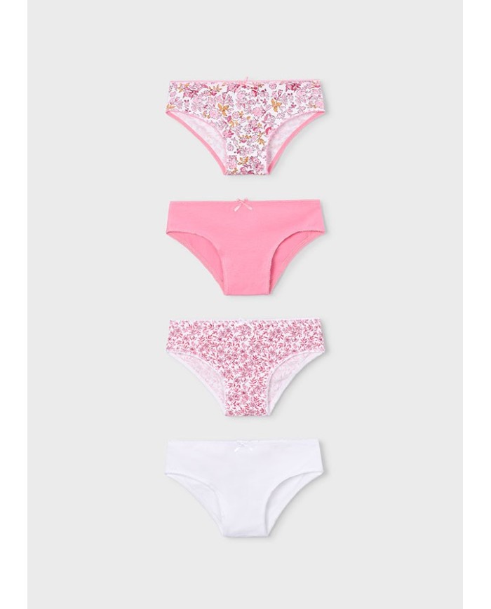 Bernumode | Mayoral: Panties for girl, 4 pcs set €16.45 Set of four girls’ panties. Comfortable, soft, and practical, perfect for everyday wear.

