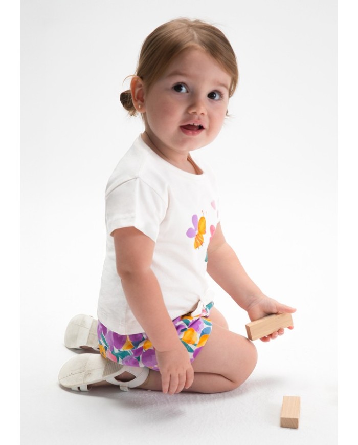 Bernumode | Mayoral: Комплект на девочку из 3-х частей (2 футболки и шорты) 25,54 € 
