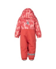 Bernumode | Lenne: Starpsezonas bērnu kombinezons FRIDA 80 g 62,74 € 
Meiteņu atstarojošs pavasara–rudens kombinezons! ✨
Šis ērtais un pret laikapstākļiem noturīgais kombinezons ir lieliski piemērots bērniem, kuriem patīk aktīvi pavadīt laiku ārā un kuri nebaidās no mitra laika. ActivePlus audums aizsargā no lietus un vēja, bet plāns siltinājums nodrošina siltumu vēsākā laikā. Līmētās šuves apakšējā daļā palīdz saglabāt bērna drēbes sausas pat aktīvas rotaļas laikā. Kapuce ar spiedpogām ir droša, jo tā atdalās, ja aiz kaut kā aizķeras. Regulējamas un noņemamas pēdu gumijas droši notur bikšu galus virs apaviem. Izstrādājuma dizainā ir iekļauti atstarojoši elementi, kas padara bērnu redzamu arī tumsā.


Augsto tehnoloģiju Active+ audums nodrošina maksimālu aizsardzību pat ļoti mainīgos laikapstākļos — tā membrāna ir ūdensnecaurlaidīga un vienlaikus elpojoša, ļaujot mitrumam izkļūt no ķermeņa. Ūdensizturība 10 000 mm, gaisa caurlaidība 10 000 g/m²/24 h, vēja necaurlaidība un DWR ūdeni atgrūdoša apstrāde nodrošina siltumu un sausumu jebkuros apstākļos. Ūdeni atgrūdoša apdare bez PFC.





SILTS — piemērots vēsam laikam no 0 °C. Siltinājums izgatavots no pārstrādātiem materiāliem.






Kombinezona apakšējās šuves ir līmētas papildu aizsardzībai pret mitrumu.


Atstarojošais audums nodrošina labāku redzamību un drošību tumsā. Atstarojošais apdrukas raksts atstaro automašīnu lukturu un ielu lampu gaismu, padarot apģērbu viegli pamanāmu no attāluma. Praktiska funkcija, kas padara ikdienas pastaigas daudz drošākas.




Cilpiņa atstarotāja piestiprināšanai.




