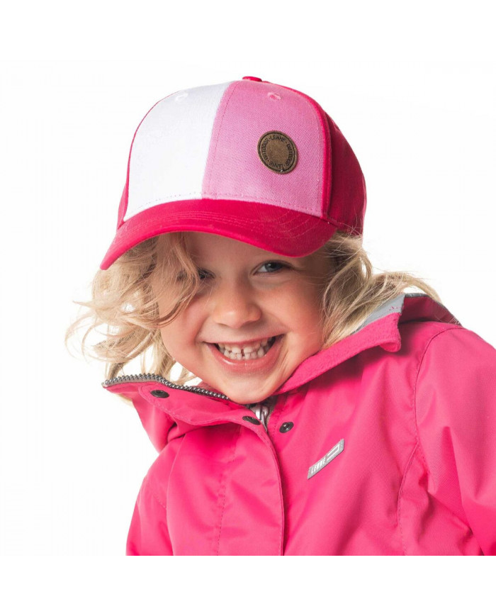 Bernumode | Lenne: Cepure RANKE 17,27 € Daudzkrāsaina vasaras cepure
Forša cepure ir ideāls sabiedrotais pavasara/vasaras sezonā!
Cepure lieliski piestāv pie visām mūsu pavasara jakām un iekšdrēbēm. Bērnu cepure no ādai draudzīgas kokvilnas nodrošina perfektu aizsardzību no saules. Regulējams metāla stiprinājums garantē labu piegulšanu augošam bērnam, un gaisa caurumi novērš svīšanu.
100% kokvilna