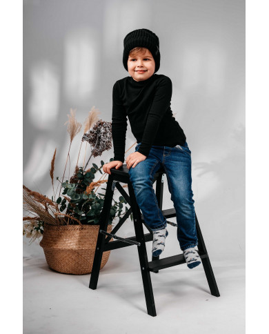 Bernumode | Reima: Merino vilnas termo-veļas komplekts, Trivsam 46,12 € Base layer set with soft bamboo on the inside and warm merino wool on the outside. The best combination of comfort and warmth in Reima base layer materials.
A playful two-piece toddlers' thermal set designed for wintry days and nights, featuring a soft reverse made from bamboo viscose that smartly absorbs moisture. The luxuriously warm surface is crafted from responsible merino wool. The pants and top protect from chills while helping regulate body temperature. This Reima cold weather set boasts comfy flat seams that help prevent chafing. An elastic waist expands with each breath. And who knows, this Moomin theme base layer set might even prove helpful when teaching your kid the alphabet!
Wool is ideal for temperature control
Wool & bamboo viscose blend knit is very soft and warm and absorbs moisture well
Made with Responsible Wool Standard certified wool. Reima is certified through Control Union. CU 872203
Soft, flat seams for extra comfort: no chafing
Elastic waist
All-over Moomin print
 Bernumode | Reima: Merino vilnas termo-veļas komplekts, Trivsam 46,12 € Base layer set with soft bamboo on the inside and warm merino wool on the outside. The best combination of comfort and warmth in Reima base layer materials.
A playful two-piece toddlers' thermal set designed for wintry days and nights, featuring a soft reverse made from bamboo viscose that smartly absorbs moisture. The luxuriously warm surface is crafted from responsible merino wool. The pants and top protect from chills while helping regulate body temperature. This Reima cold weather set boasts comfy flat seams that help prevent chafing. An elastic waist expands with each breath. And who knows, this Moomin theme base layer set might even prove helpful when teaching your kid the alphabet!
Wool is ideal for temperature control
Wool & bamboo viscose blend knit is very soft and warm and absorbs moisture well
Made with Responsible Wool Standard certified wool. Reima is certified through Control Union. CU 872203
Soft, flat seams for extra comfort: no chafing
Elastic waist
All-over Moomin print