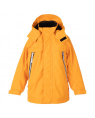 Bernumode | Lenne: Demi season Jacket/Parka SEA (45 g) €44.63 Weatherproof spring parka
This weatherproof boys’ parka made of ActivePlus fabric is perfect for wearing with both jeans as well as warmer suspender trousers. Parka has an extra high collar and two zipped pockets in which the child can hide his hands from the wind or use them for tucking away a pair of lightweight gloves. Reflective details make the child visible in the dark.
Our high-tech Active+ fabric has a waterproof membrane which prevents water from coming through the product. At the same time it has the ability to evaporate sweat.
LIGHTLY WARM * insulation is best in spring-autumn season. Perfect for temperatures +5..+15°C. This wadding is made of recycled materials, reducing the need to overly consume natural resources. Tip: Check the „feels like“ temperature. Factors like wind and humidity play a great role on how cold you feel and you might need to use an extra layer.
Loop for attaching the reflector.